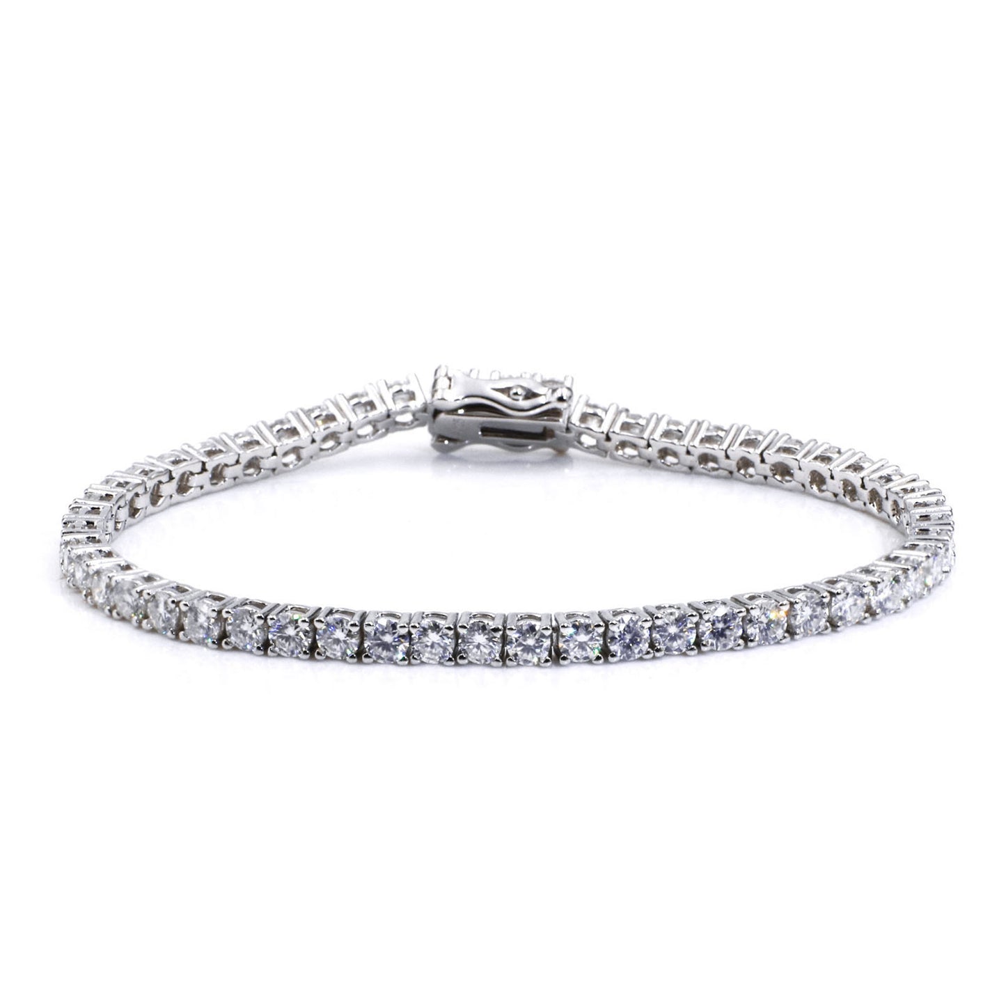 Bowelle tennisnecklace with round moissanite stones in 925 sterling silver
