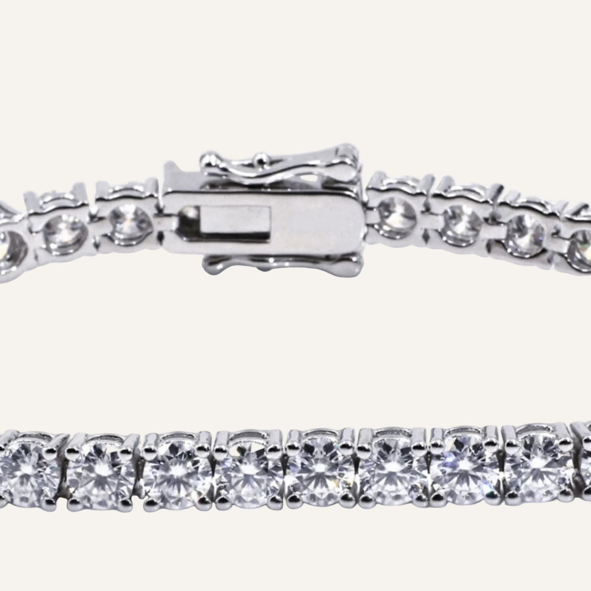 Gloria tennisarmband med moissanite från LunNoire